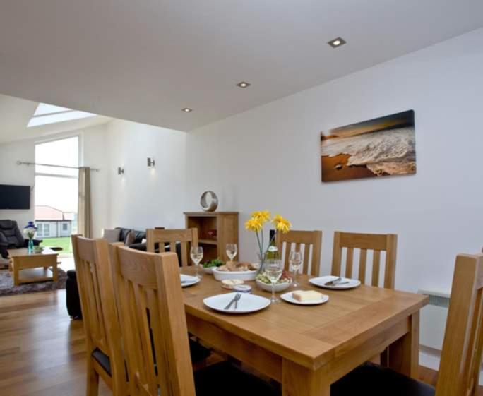 Lovely 2 Bedroom Holiday Chalet Near Sidmouth Exteriör bild